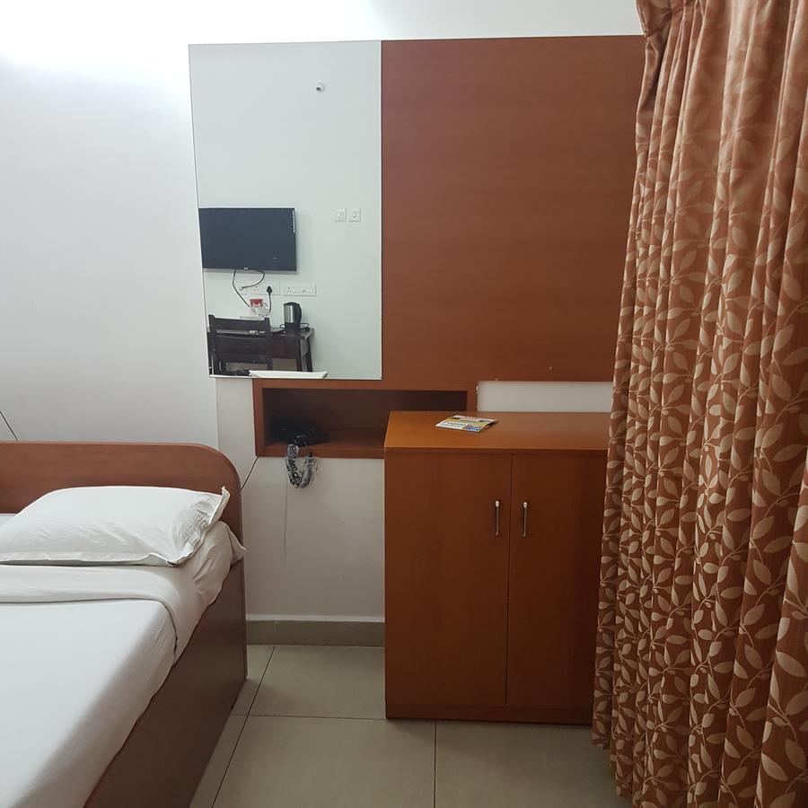 Hotel Surag Residency Tiruchirappalli Exterior foto